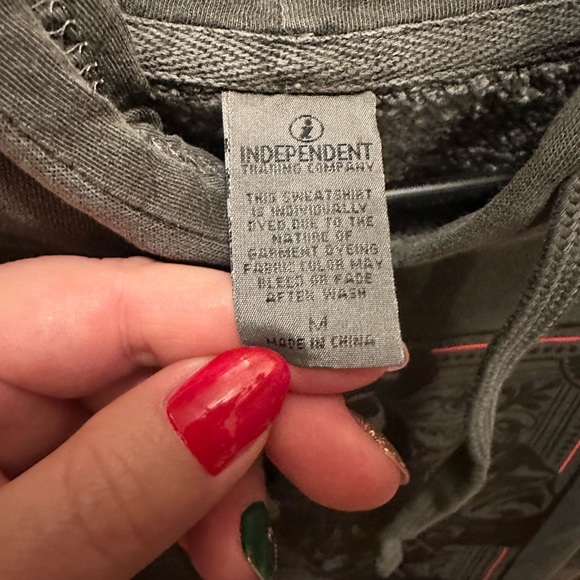 Yellowstone “Rip” hoodie - Picture 5 of 6